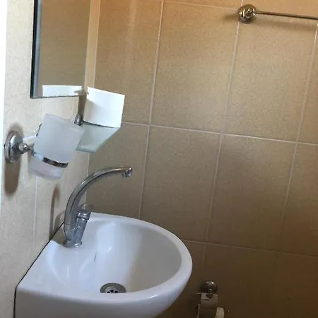 Gunes Tatil Koyu Dikili